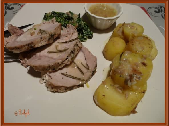 Filet de porc vapeur, pommes de terre fondantes et sauce aux champignons