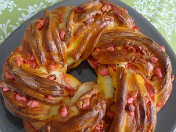 Kringle estonien aux pralines roses