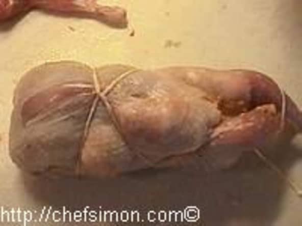 Farcir une caille non désossée