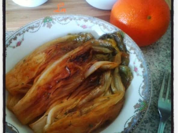 Accompagnement : des endives braisées au jus de clémenvilla et thym frais
