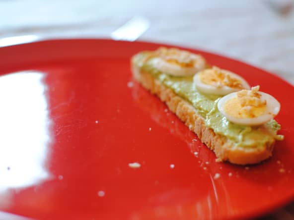 Tartines oeuf avocat