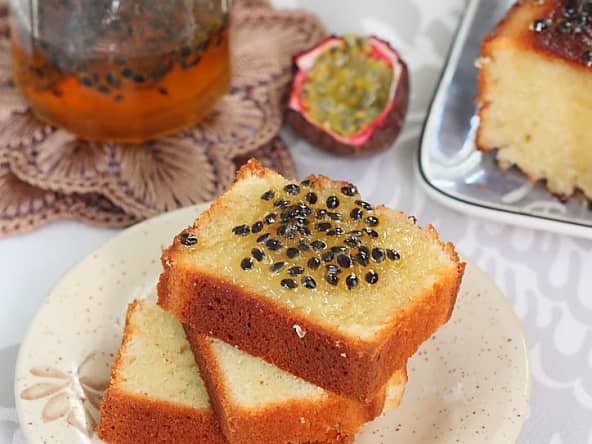 Cake au lait fermenté, passion et thé à la menthe