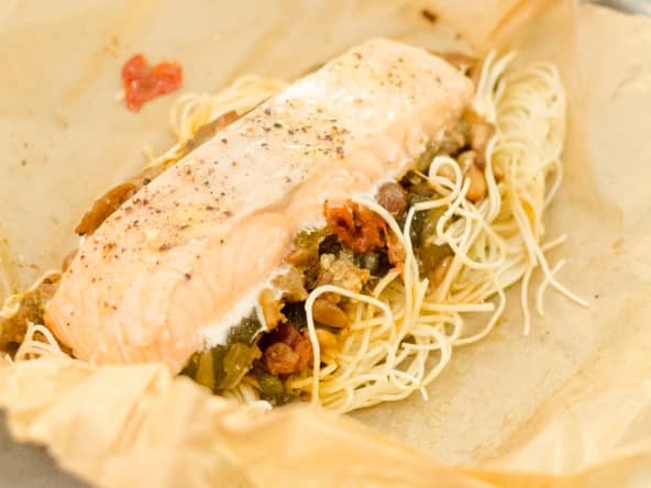 Papillote de saumon et caponata