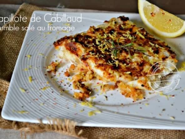 Cabillaud papillote à la poêle et crumble salé au fromage