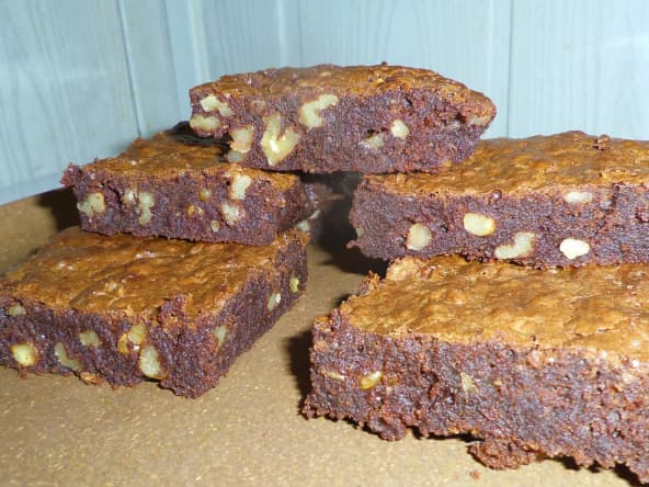 Brownie avec les noix de mon jardin que les écureuils ont bien voulu me laisser