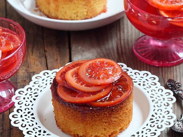 Gâteaux à l'huile d'olive et oranges sanguines pour la saint-valentin