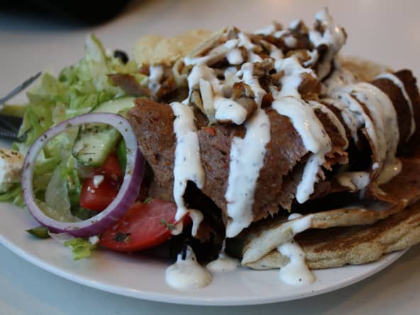 Kebabet sa sauce blanche