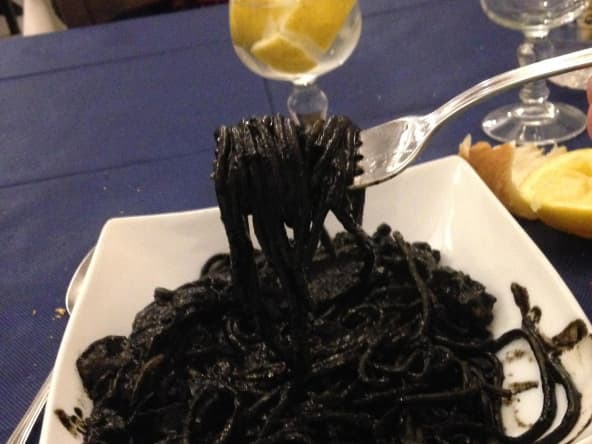 Pâtes à l'encre de seiche