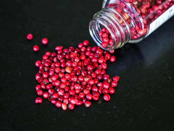 Baies de poivre rose