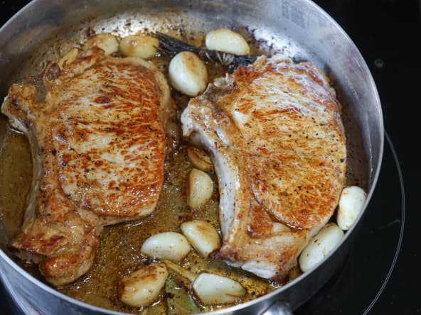 Côtes de veau à la gousse d'ail