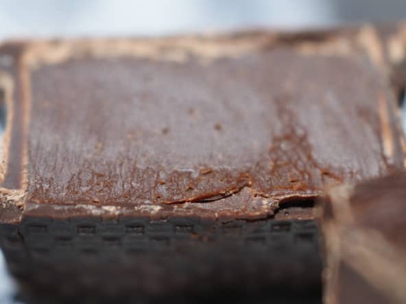 Dessert fourré de ganache au chocolat noir