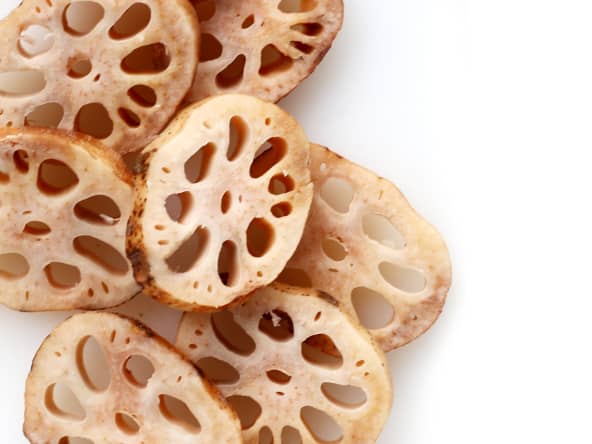 Tranches de racine de lotus fraîche