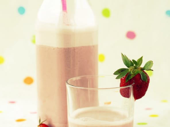 Milkshake de lait de noisette et fraises