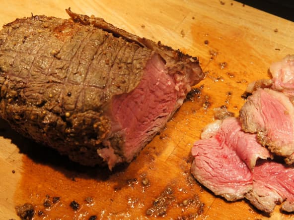 Rosbif (rosbeef) coupé en fines tranches