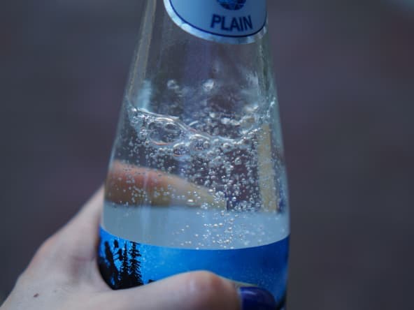 Bouteille d'eau gazeuse