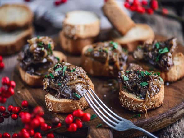 Crostini de foies de lapin en amuses-bouches