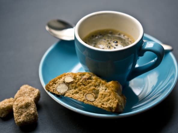 Tasse de café et biscotti