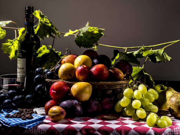 Fruits d'automne sur une table