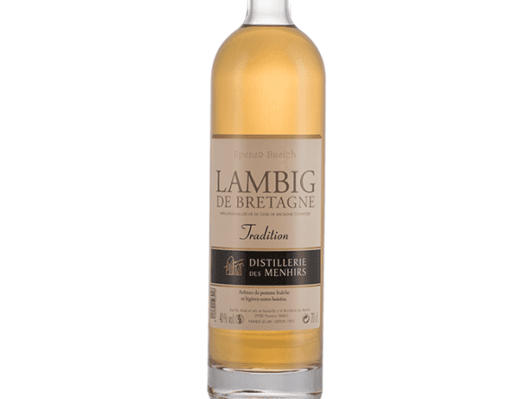 Bouteille de Lambig de Bretagne tradition de la Distillerie des Menhirs