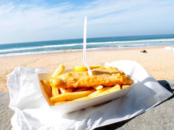 Fish and chips sur la plage