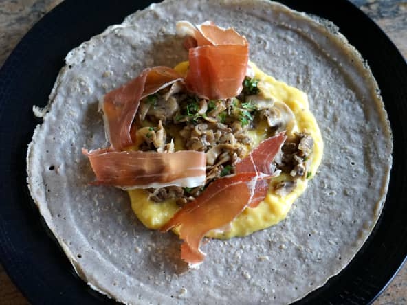 Galette de sarrasin et oeuf brouillé