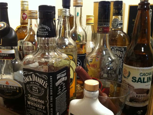 Bouteilles d'alcools forts