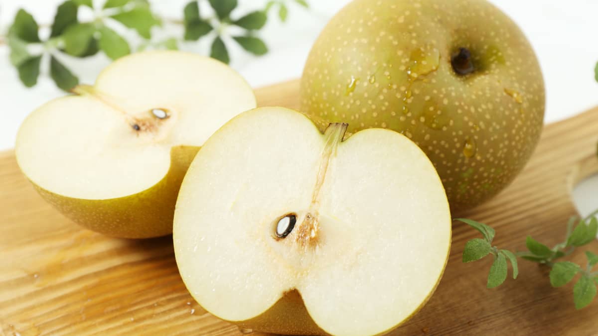 Nashi entier et tranché