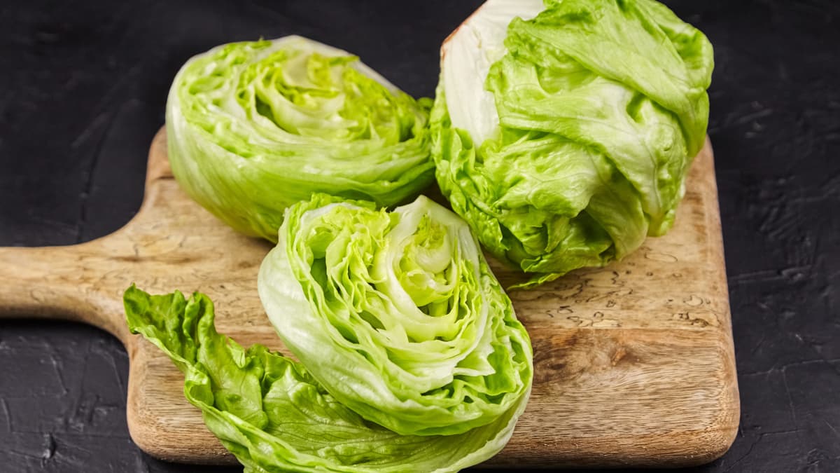Laitue iceberg tranchée