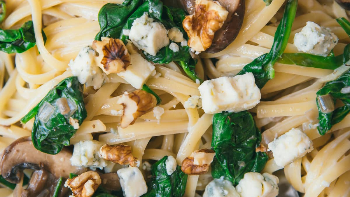 Linguine aux champignons et sauce crémeuse