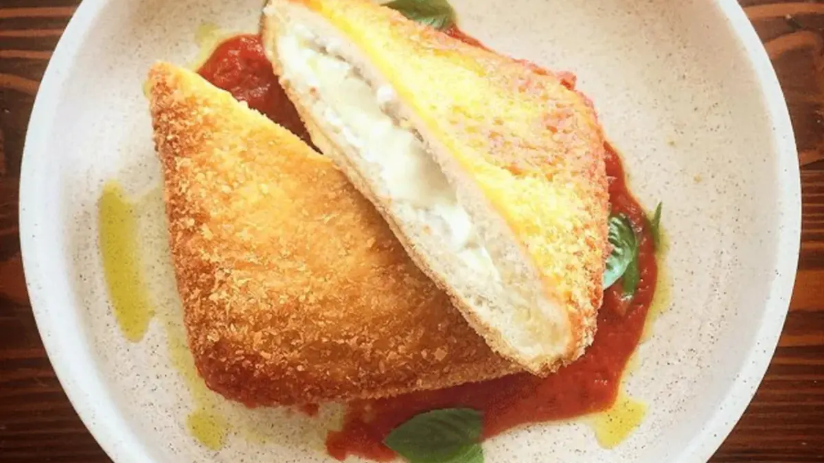 Mozzarella in carrozza