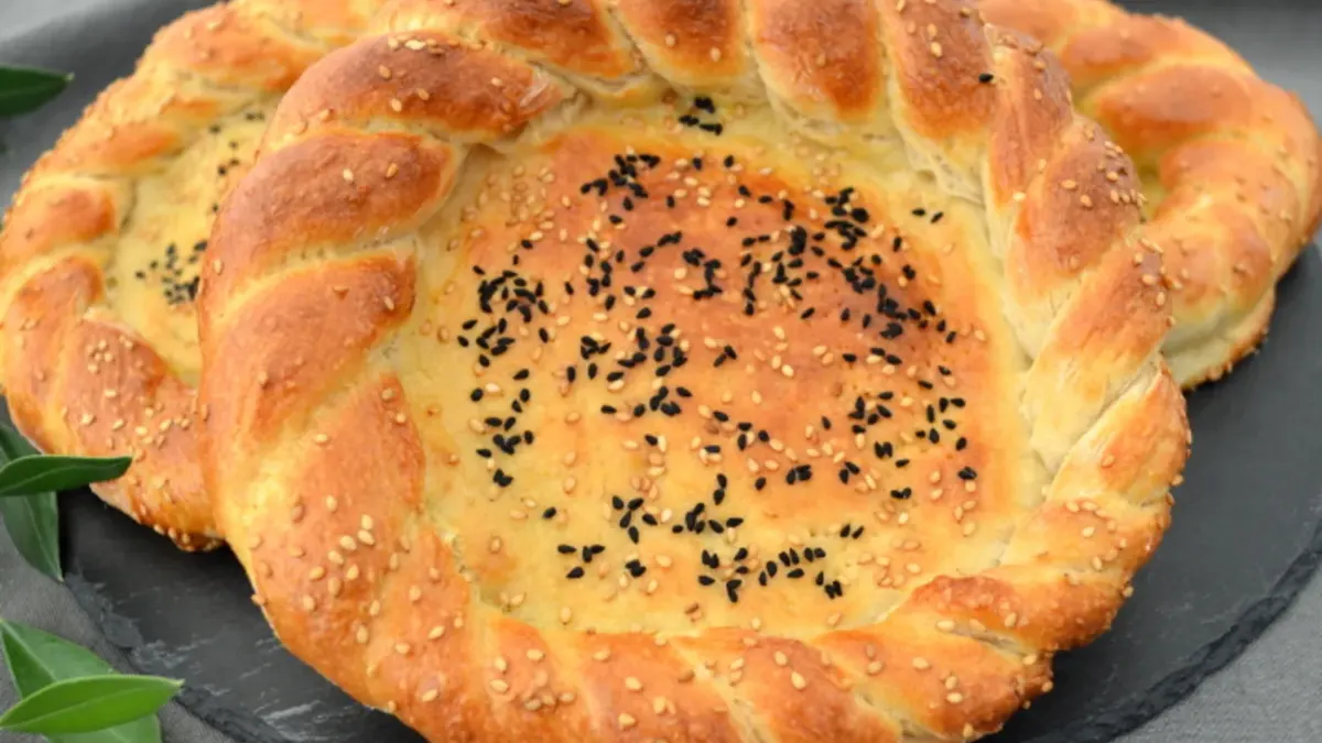Naan Roghani Bread