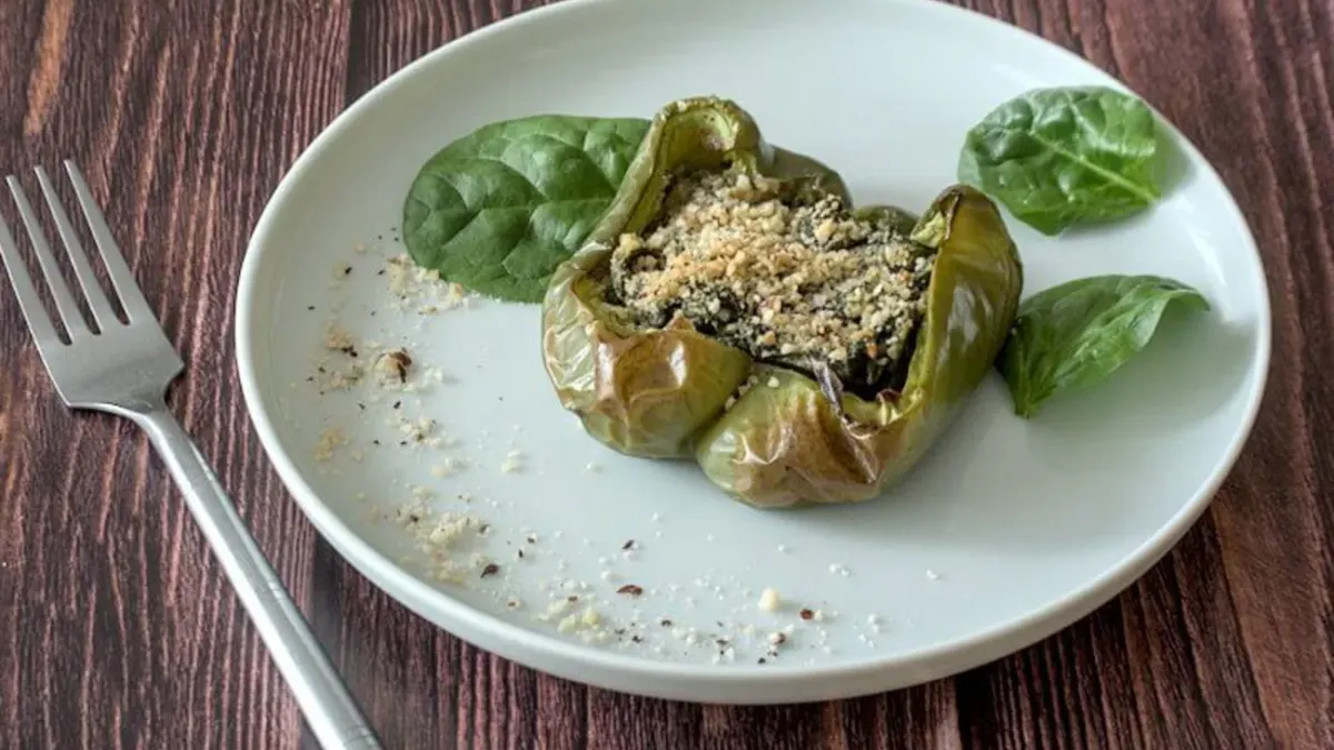 Poivrons farcis aux épinards et au tahini