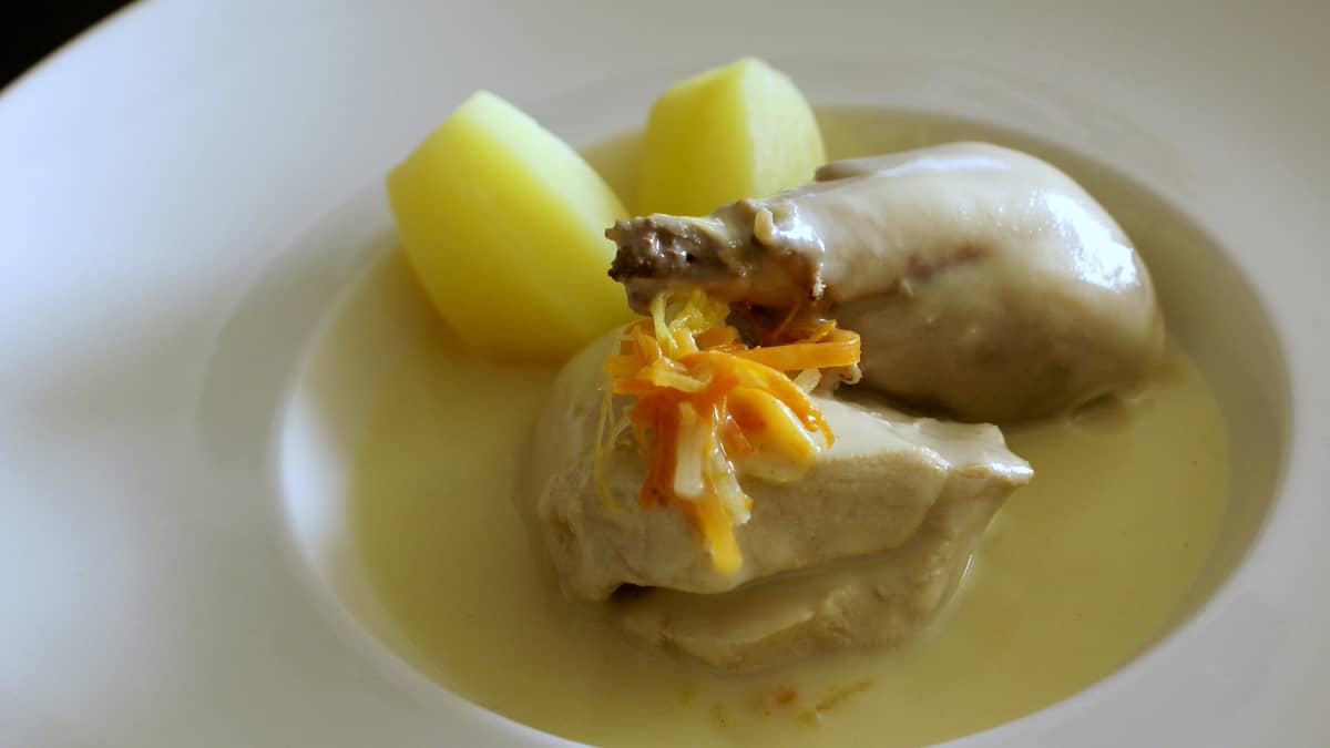 Assiette de waterzoï de poulet