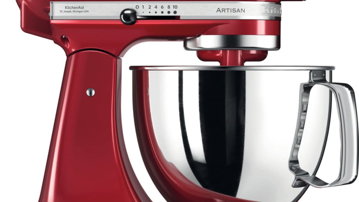 Robot multifonctions KitchenAid rouge et son bol inox