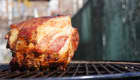Épaule de porc rôtie au barbecue