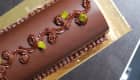 Bûche de noël au chocolat et pistache