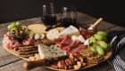 Vin, charcuteries et fromages