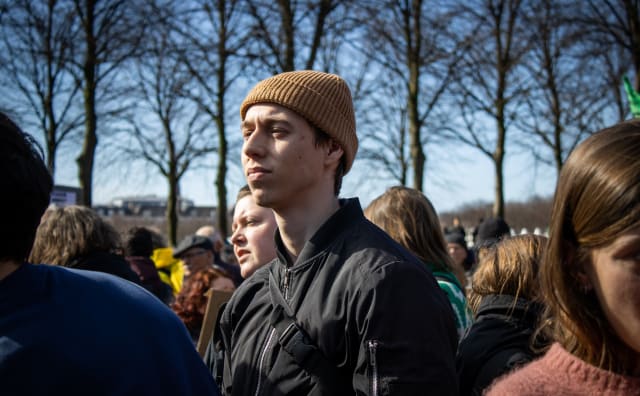 HvA-student Robin laat zich arresteren voor het klimaat