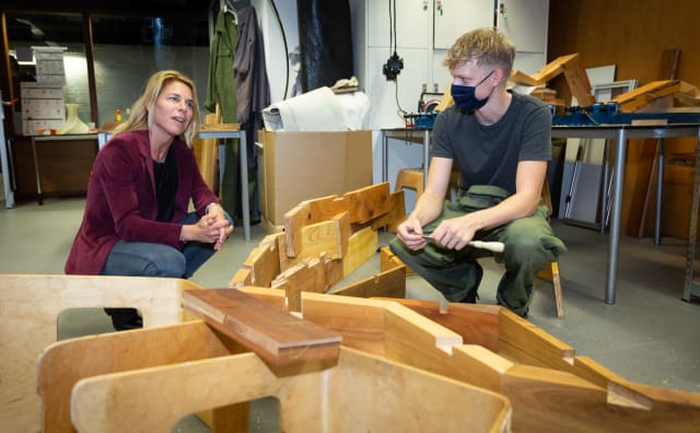 Esther Ras: ‘Ik weet dat een vrouw op deze decaanstoel bijzonder is’