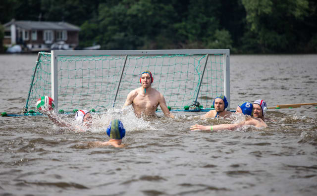 Amsterdammers net naast podium op GNSK, HvA-succes bij waterpolo