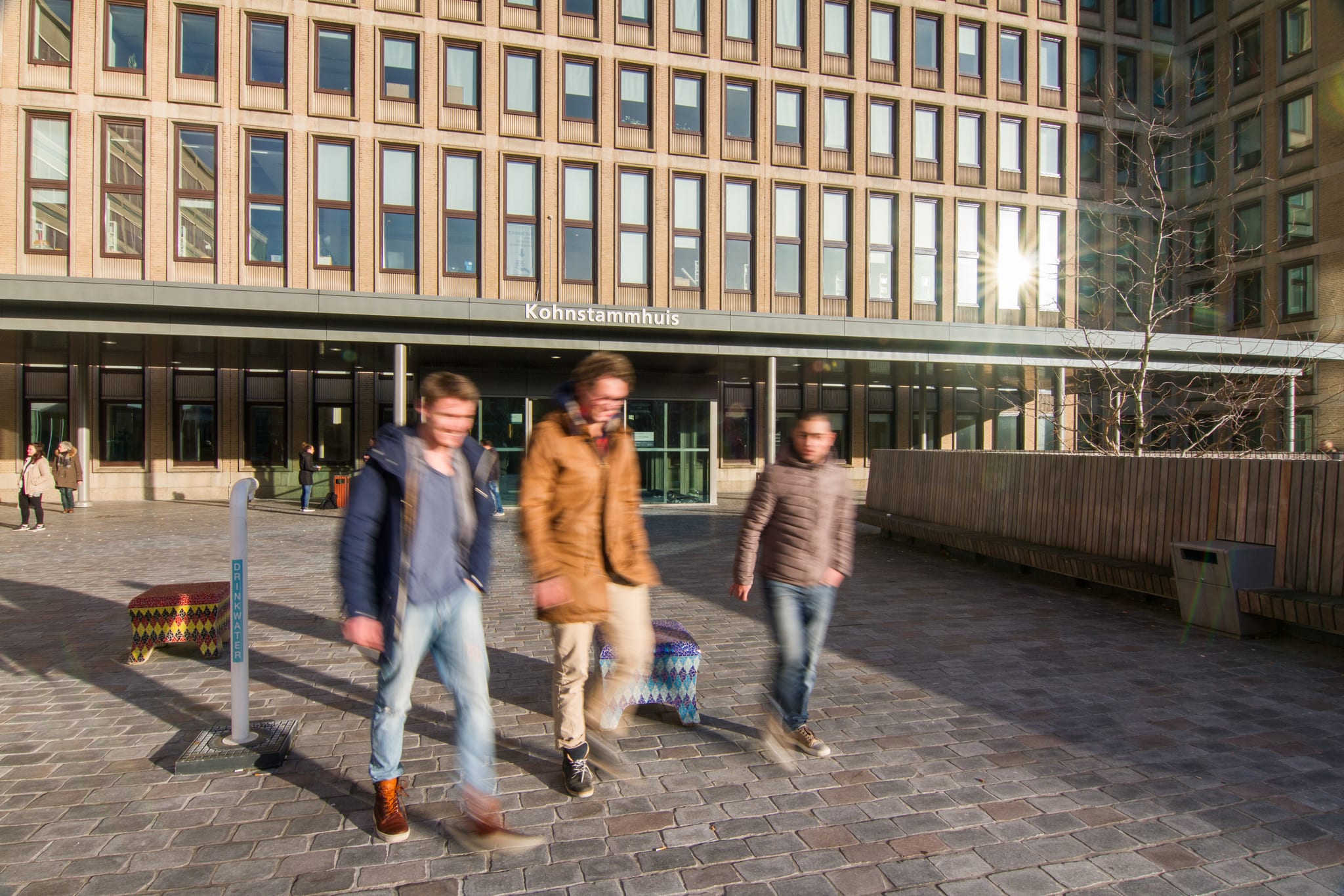 uva-hva_locaties-6 Meer aanwezig, hoger cijfer: waarom je als student juist wél naar de les moet komen