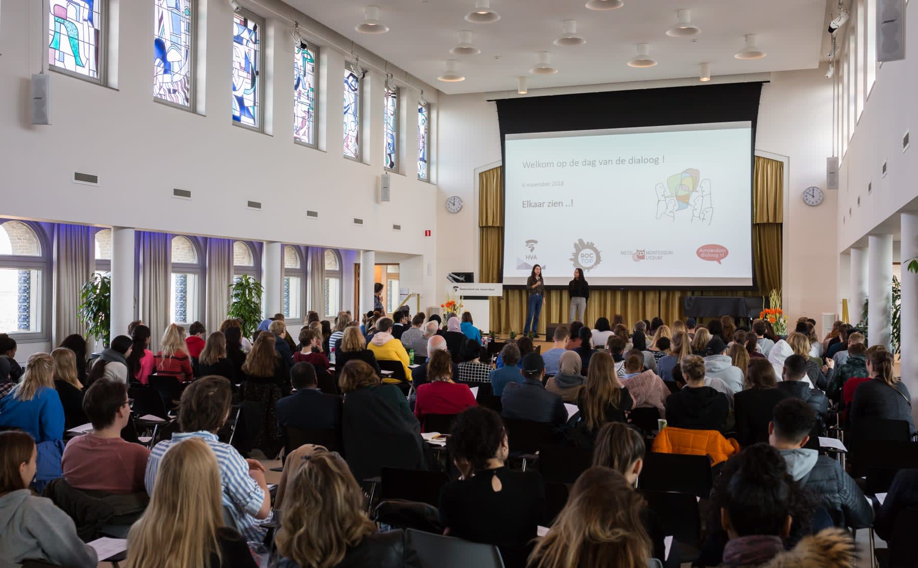 DR-201811060820 Mening: we vermijden te vaak het lastige gesprek op de HvA