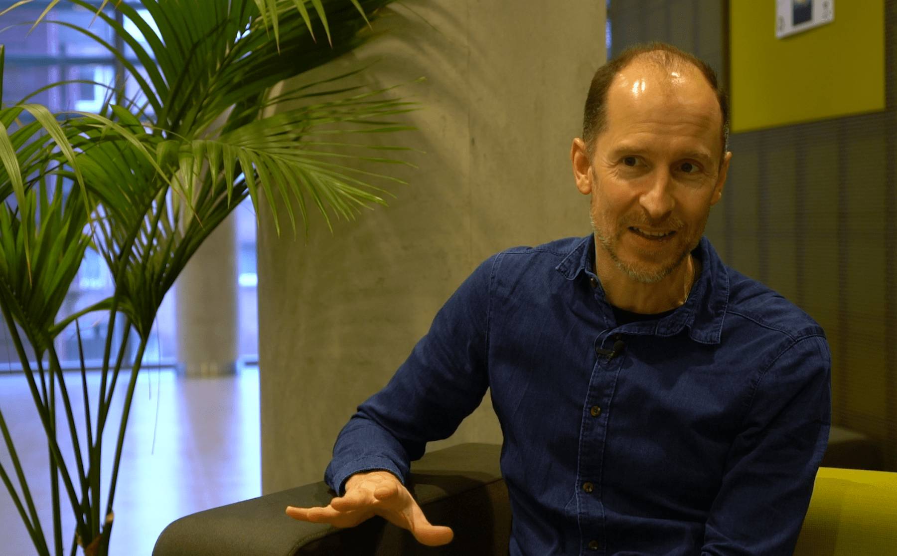 Valentijn Valentijnsspecial: liefdesfilosoof Jan Drost beantwoordt liefdesvragen