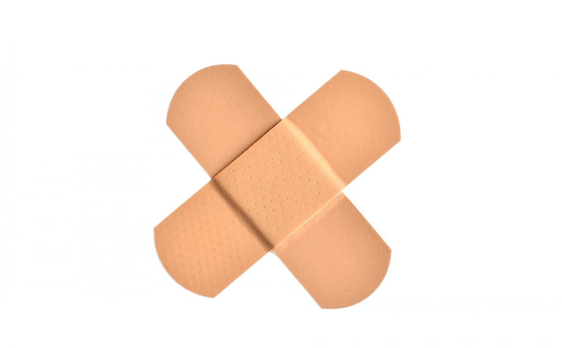 bandage-gf74e8ccdd-1920-635a9_1800x1115 Eerste hulp bij …