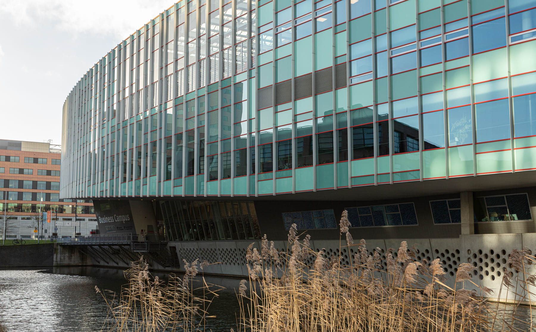 Minder personeel en ‘scherpere’ keuzes: de nieuwe begroting van de HvA