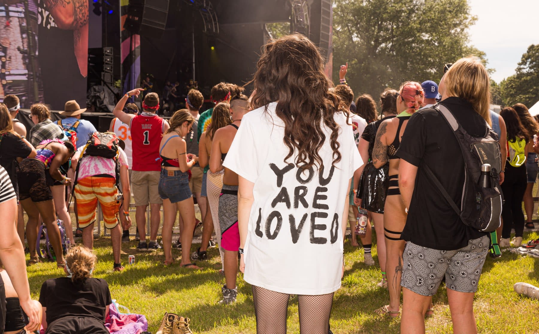 dansend-de-dagelijkse-realiteit-uit-naar-welke-festivals-gaan-hva-studenten-deze-zomer-image Dansend de dagelijkse realiteit uit: naar welke festivals gaan HvA-studenten deze zomer?