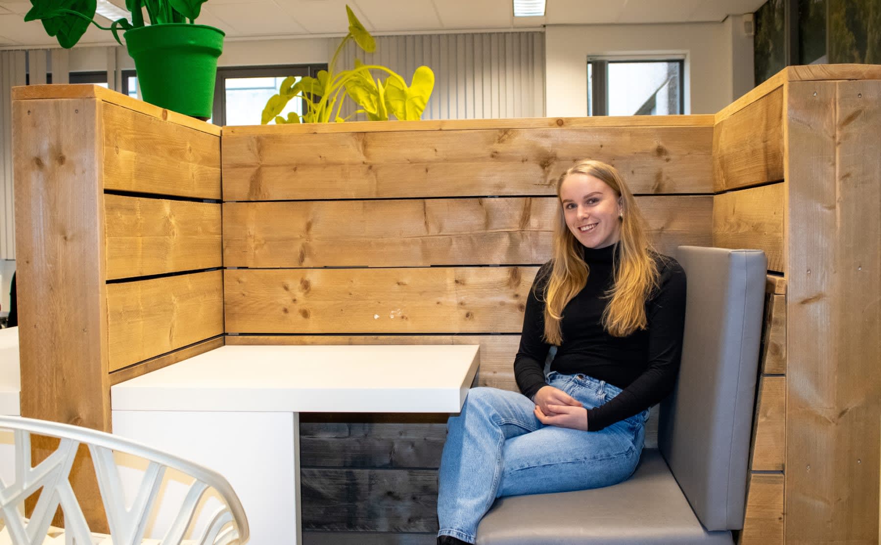 geldzaken-ilse-spaarde-vanaf-haar-vijftiende-voor-een-eigen-auto-image Geldzaken: Ilse spaarde vanaf haar vijftiende voor een eigen auto