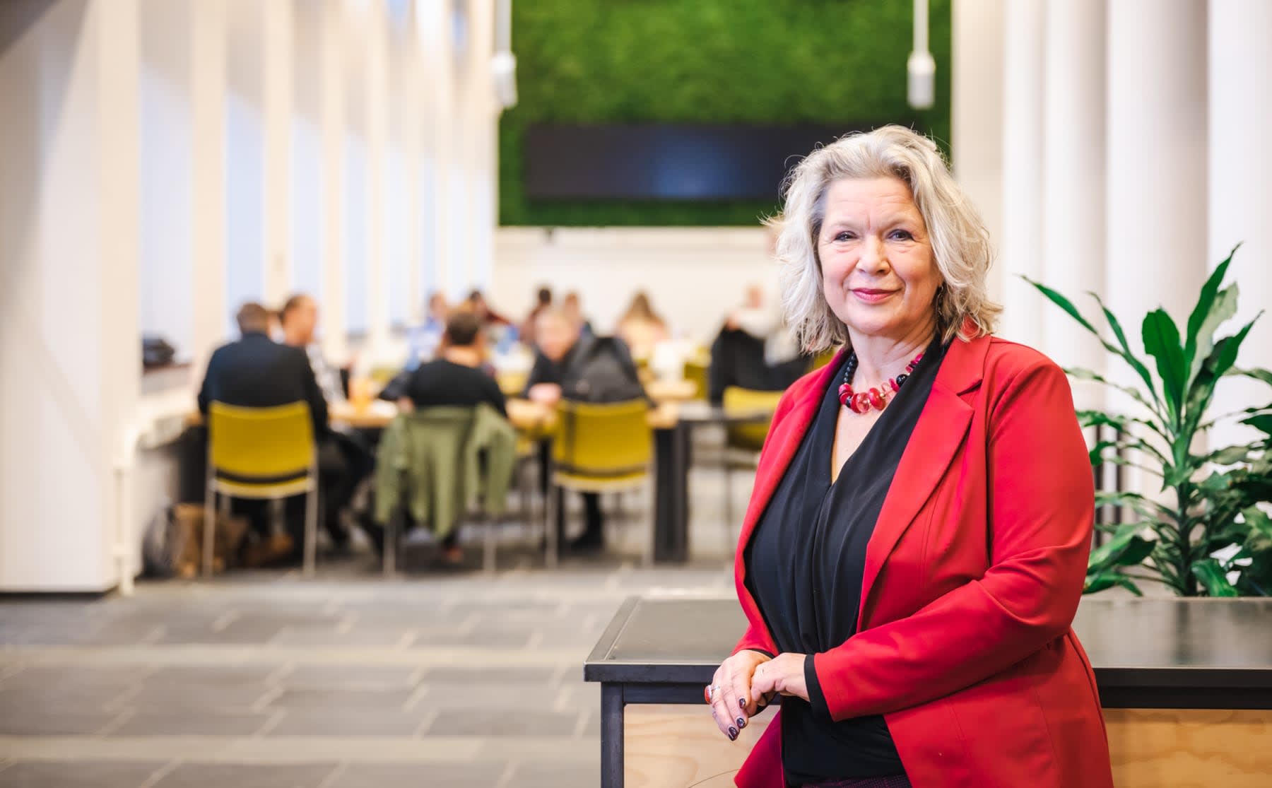 hva-voorzitter-jopie-nooren-onze-prestatiemaatschappij-zet-jongeren-klem-image HvA-voorzitter Jopie Nooren: ‘Onze prestatiemaatschappij zet jongeren klem’