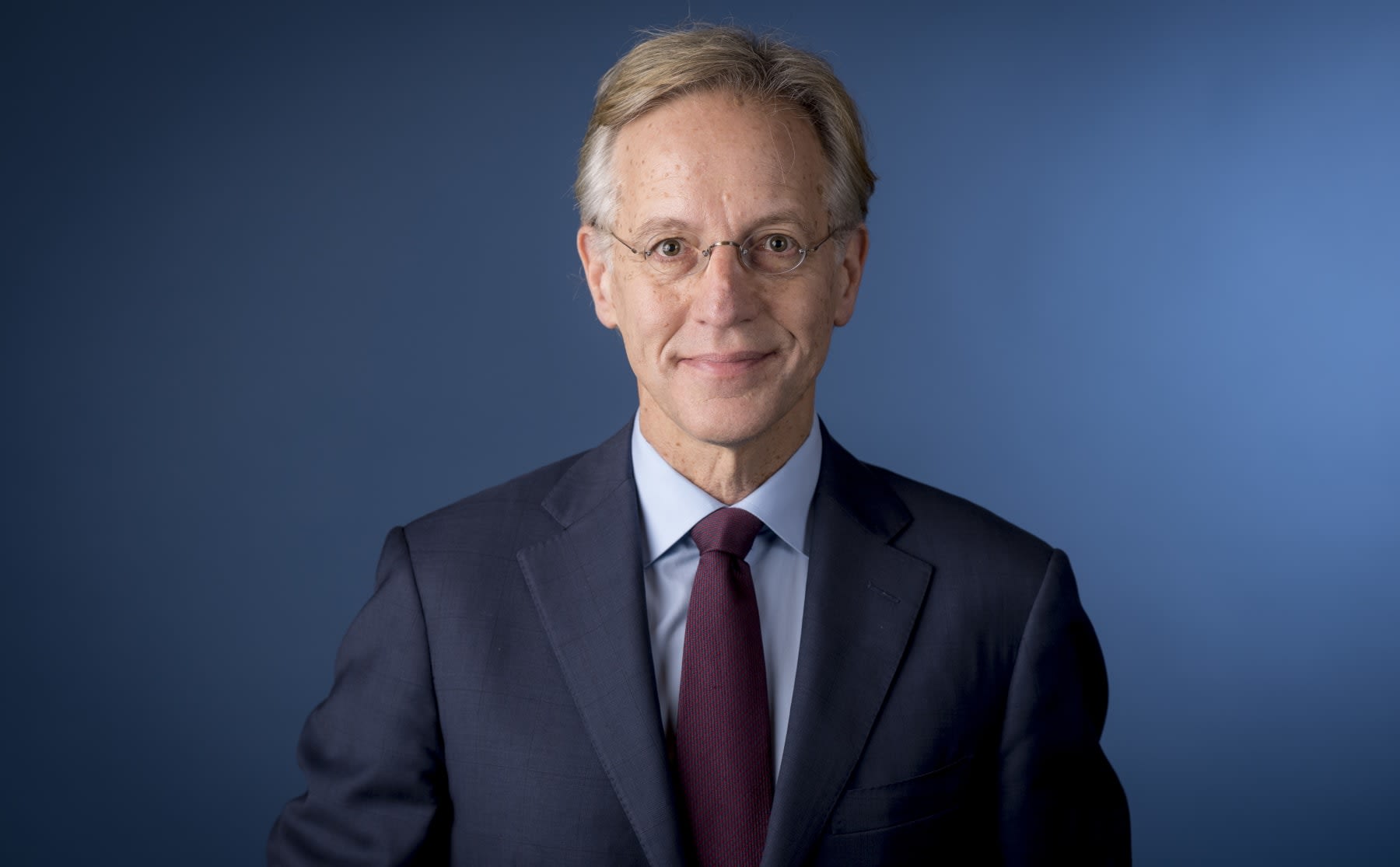 even-voorstellen-dit-is-robbert-dijkgraaf-de-nieuwe-minister-van-onderwijs-image Even voorstellen: dit is Robbert Dijkgraaf, de nieuwe minister van Onderwijs