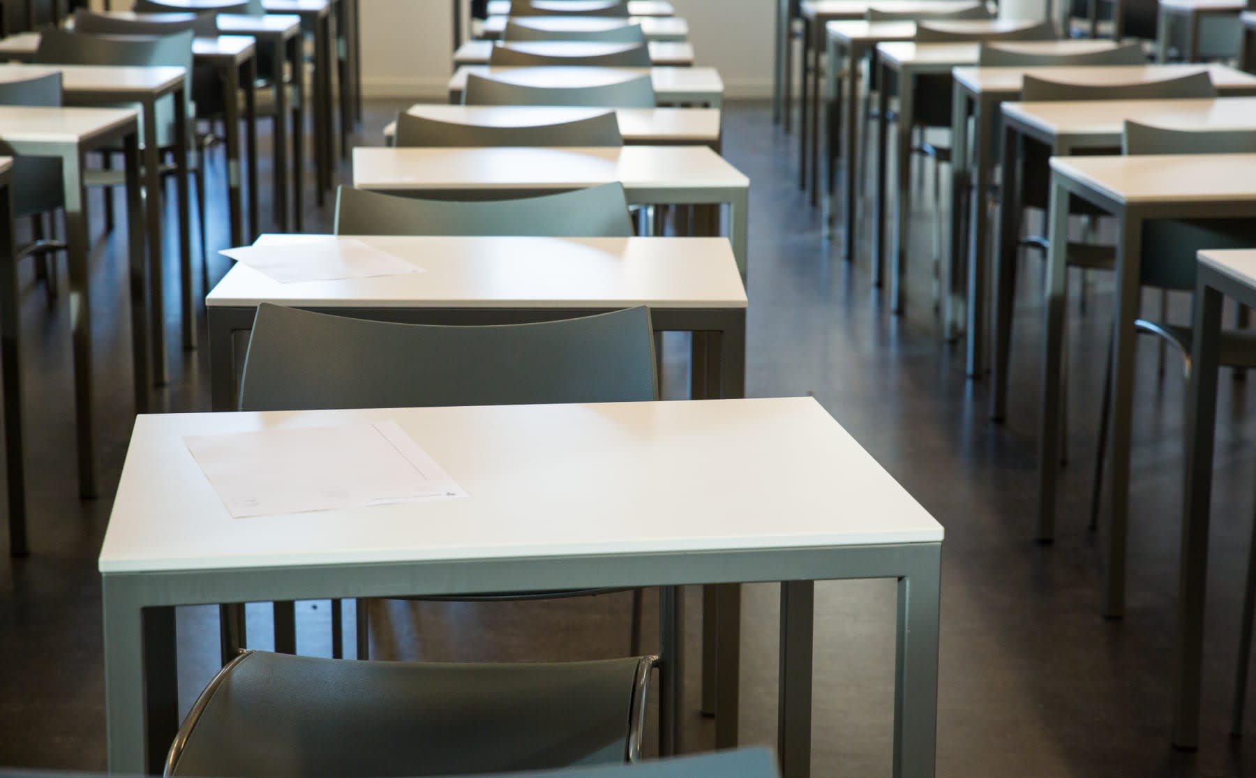 anne-kreeg-corona-na-tentamen-studenten-willen-toets-niet-missen-image Anne kreeg corona na tentamen: ‘Studenten willen toets niet missen’